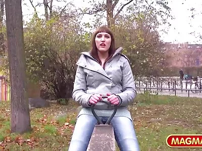Marselina gratisporno film Fiore neemt grote lul in haar kont alsof het niets is