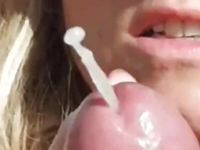 Nauwelijks legale slet gratis pornozot Aaliyah heeft een stomende trio